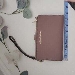 Michael Kors Wristlet